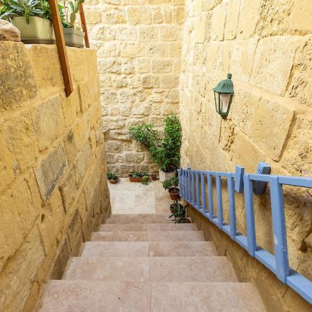 Historic Hideaways - 900 Year Old Converted Studios Victoria Ngoại thất bức ảnh