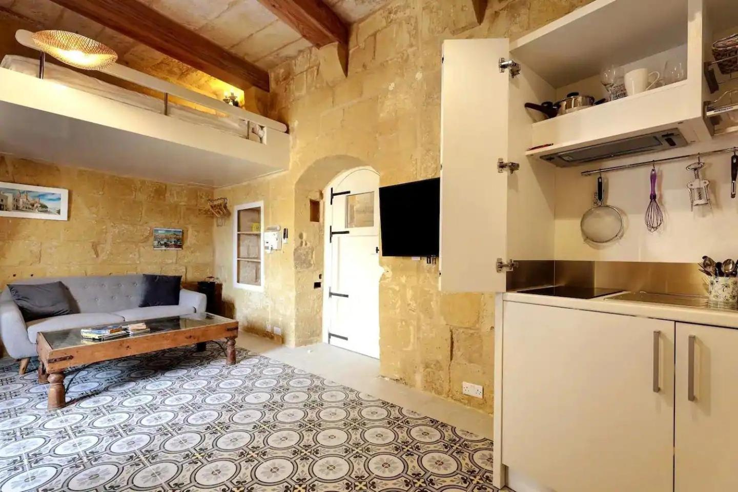 Historic Hideaways - 900 Year Old Converted Studios Victoria Ngoại thất bức ảnh