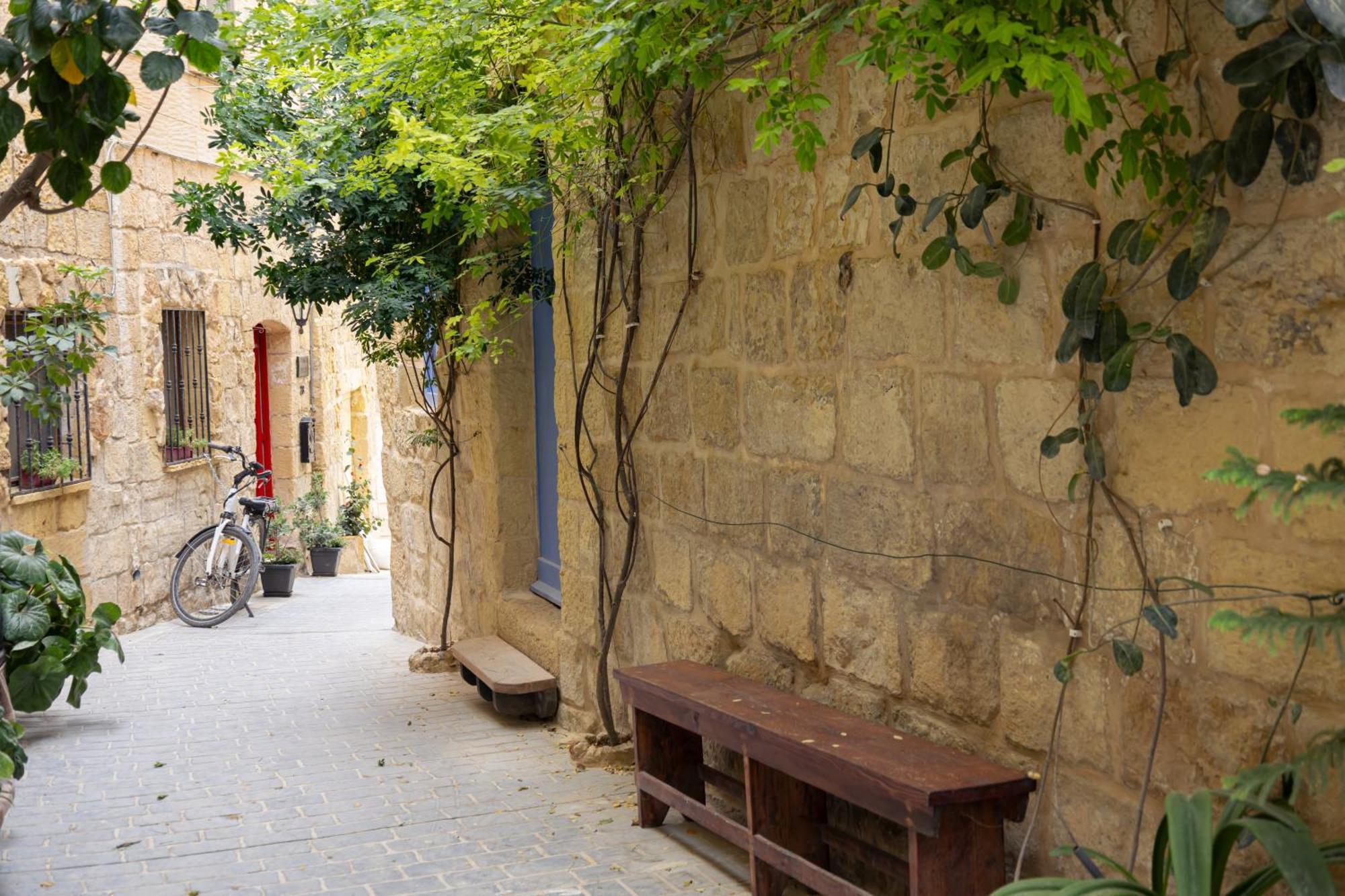 Historic Hideaways - 900 Year Old Converted Studios Victoria Ngoại thất bức ảnh