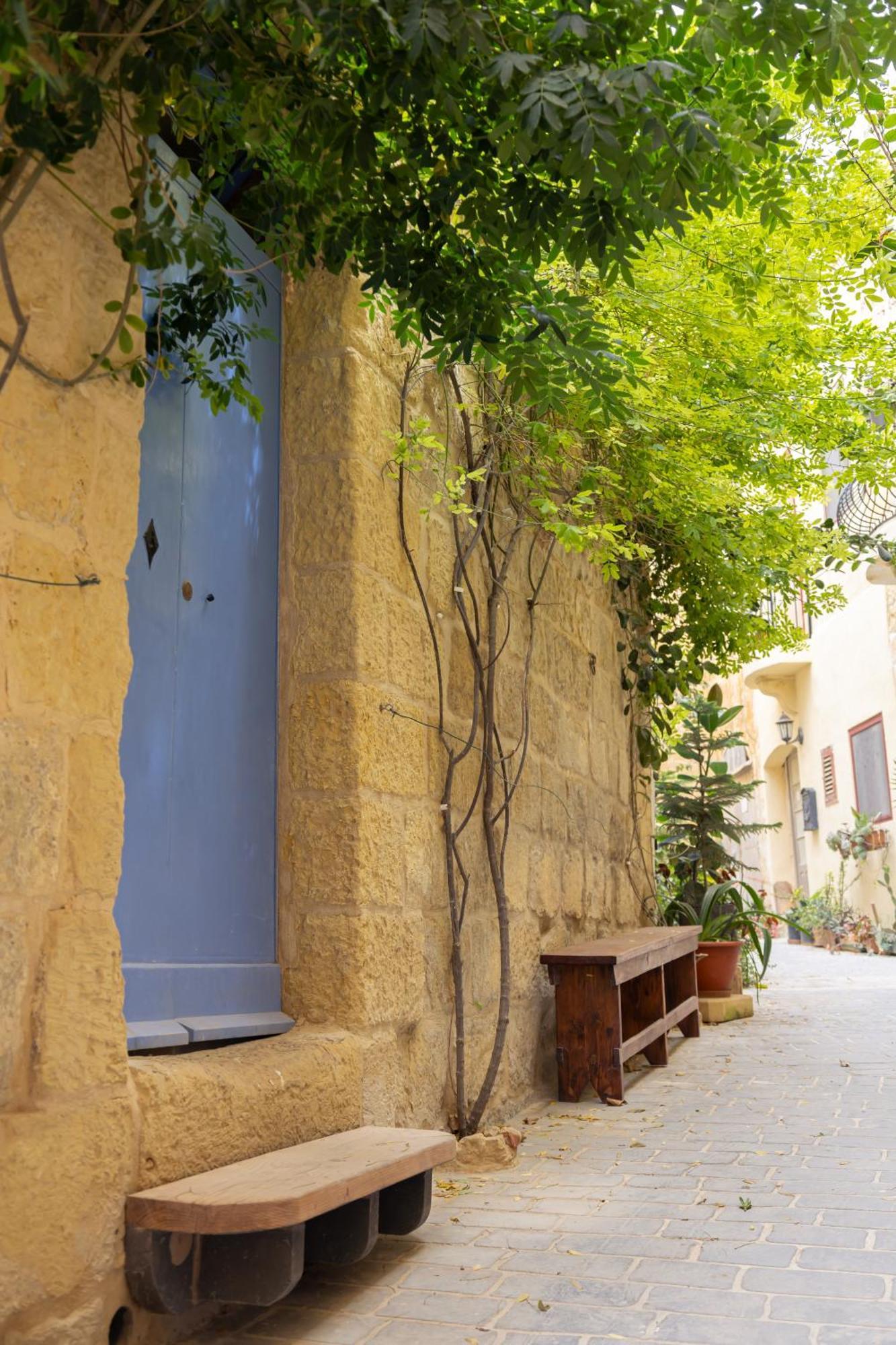 Historic Hideaways - 900 Year Old Converted Studios Victoria Ngoại thất bức ảnh
